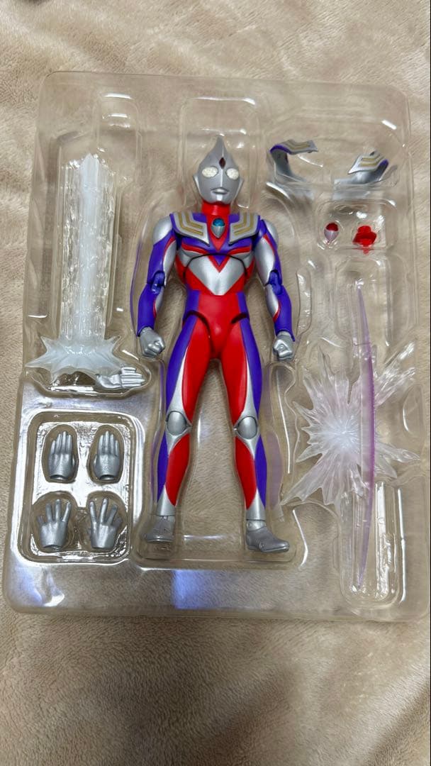 ULTRA-ACT ウルトラマンティガ マルチタイプ、スカイタイプ&パワータイプ