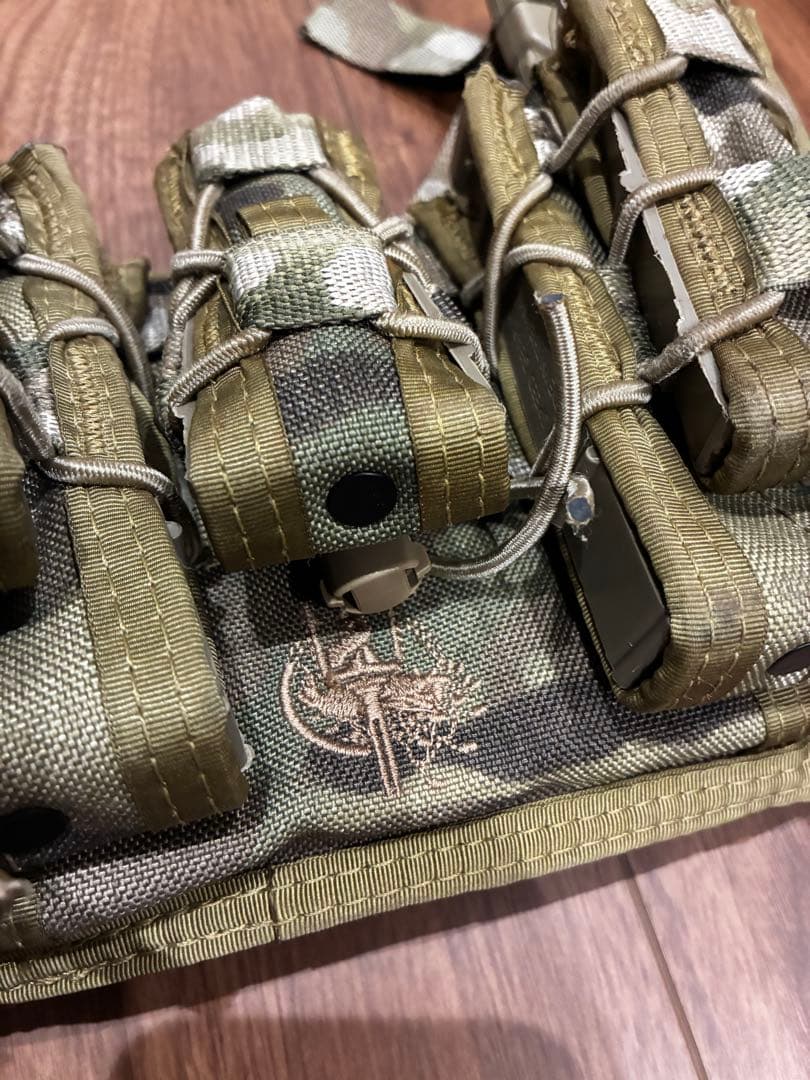 実物　ハイスピードギア　レッグリグ　クリスコスタ刺繍モデル