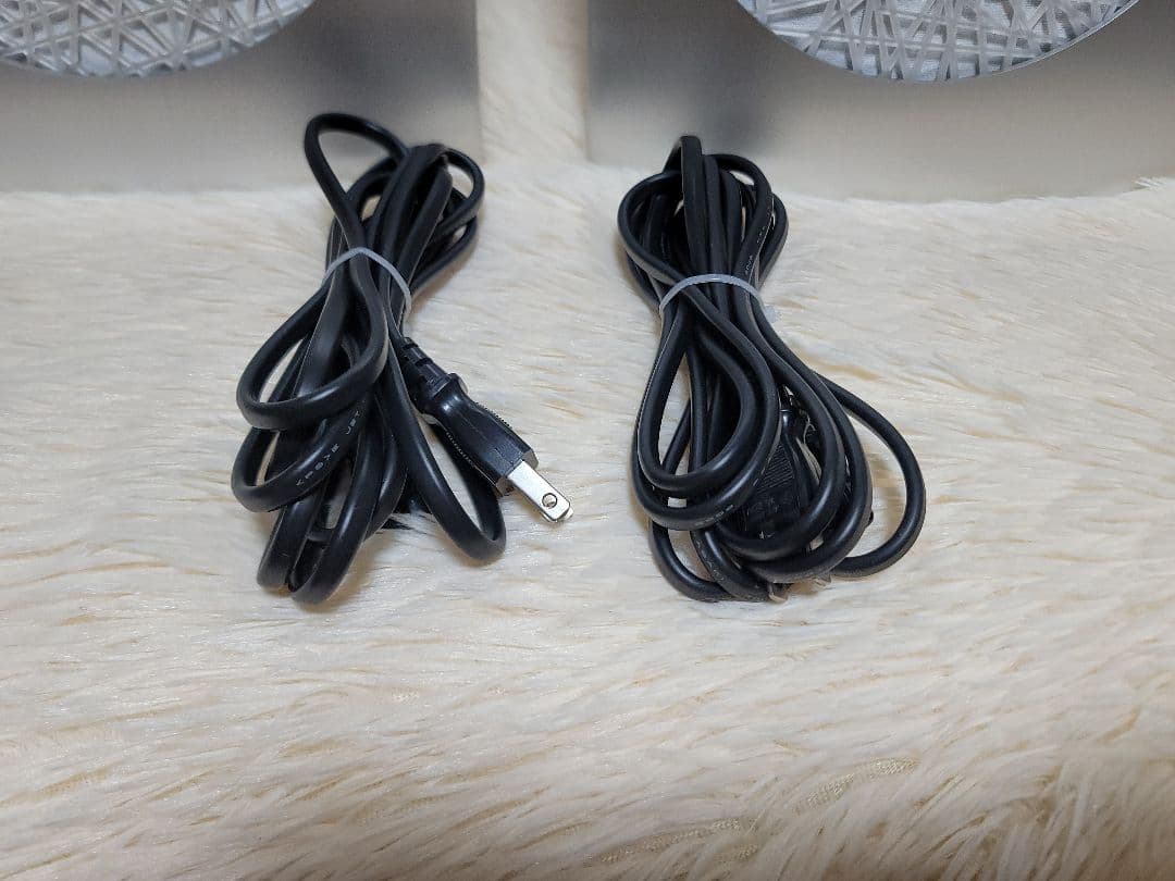 Bang&Olufsen Beolab 17（デスクスタンド付き）