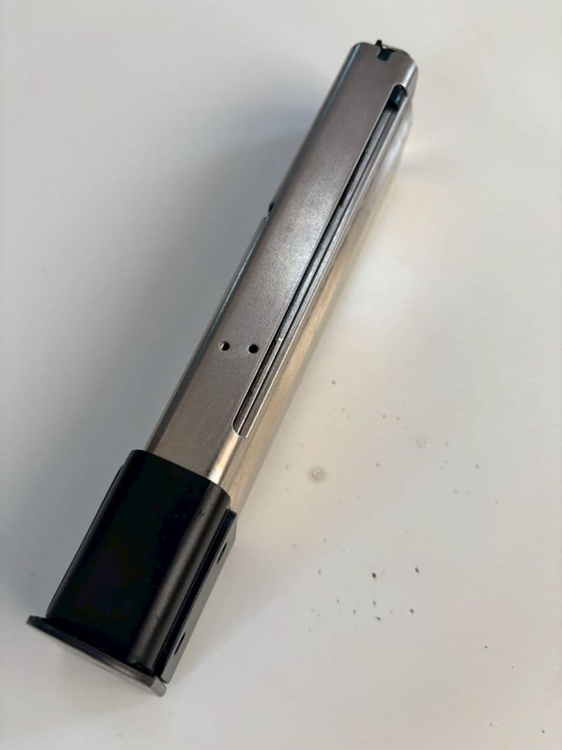 MGC93R 初期ロングマガジン 未使用美品 ガス漏れ無し