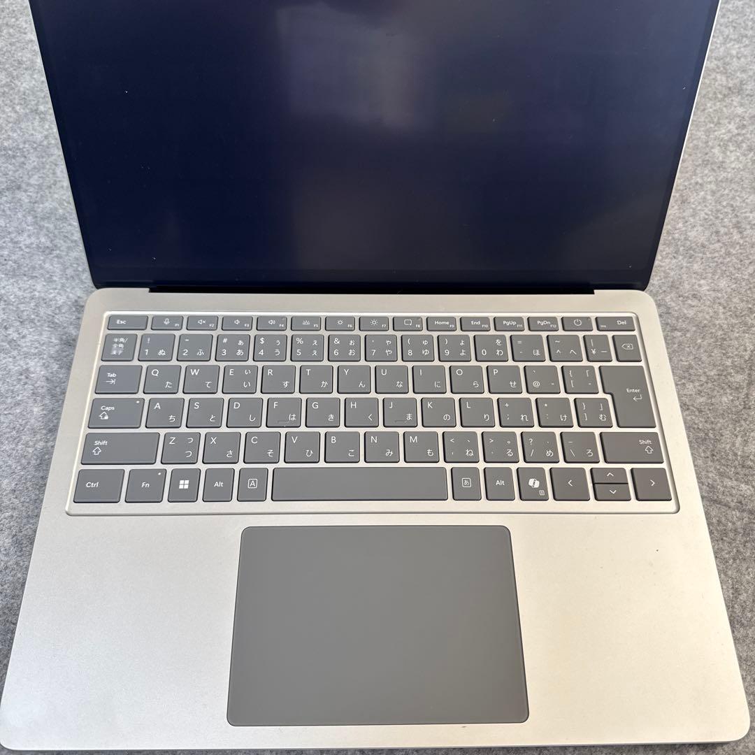 Microsoft Surface Laptop 第7世代