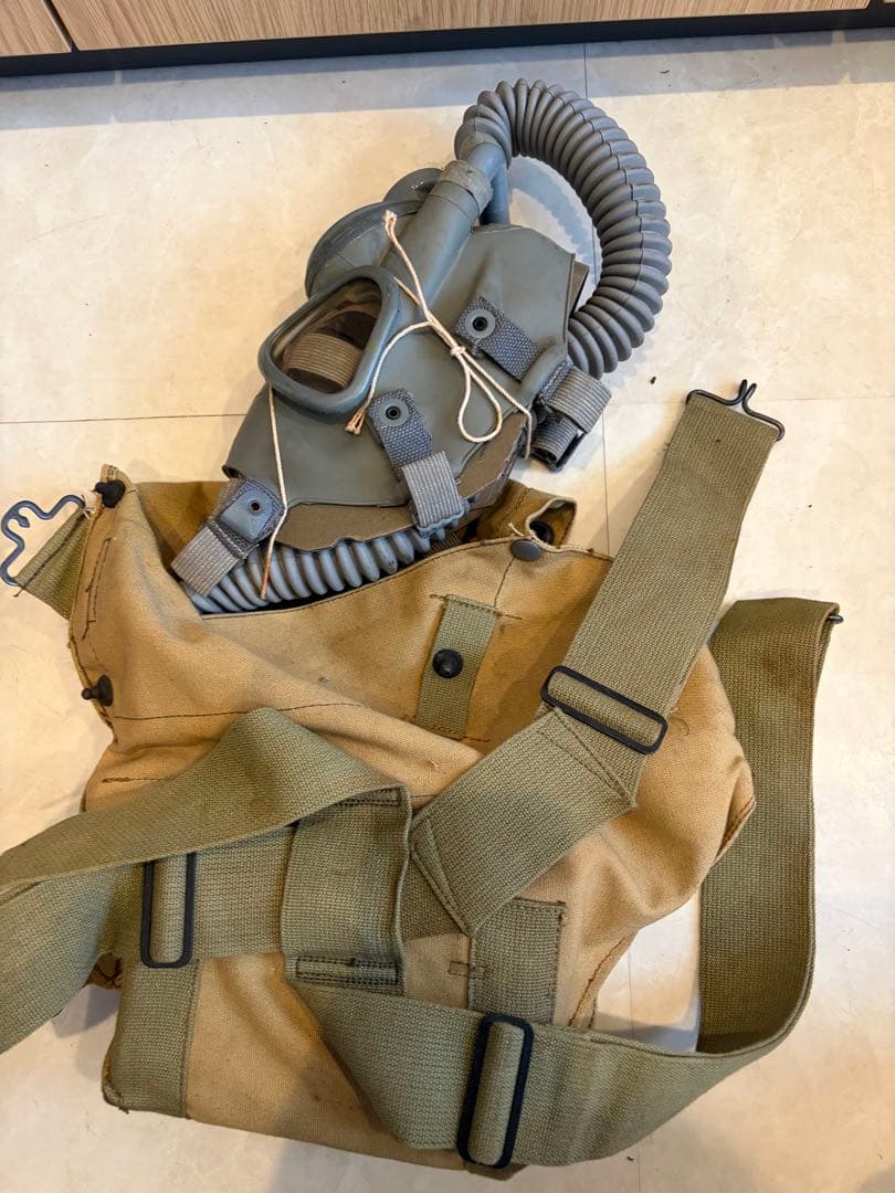 USARMYDIAPHRAGM GAS MASK 実物 ミリタリー バッグ付き
