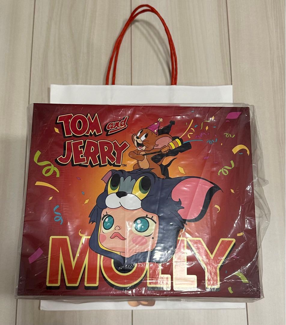 新品未開封　MOLLY × TOM & JERRY Figurine