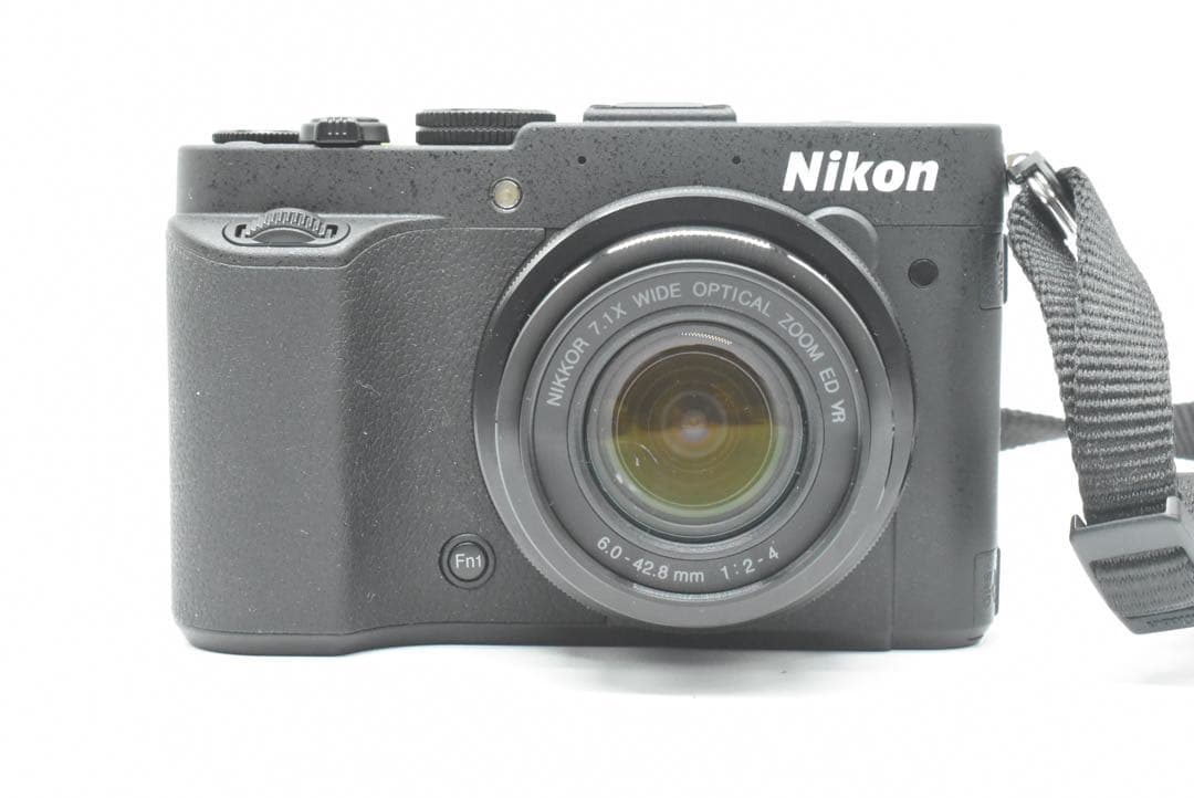 ◼️ほぼ新品◼️ニコン Nikon P7700 コンパクトデジタルカメラ