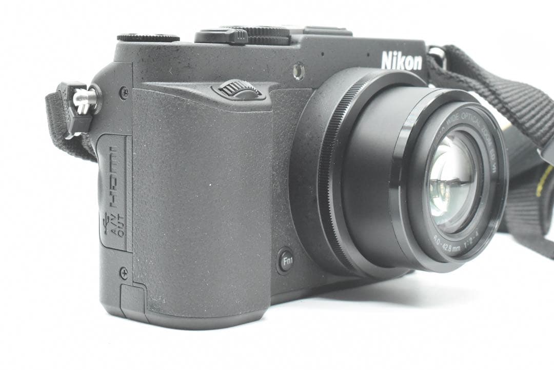 ◼️ほぼ新品◼️ニコン Nikon P7700 コンパクトデジタルカメラ