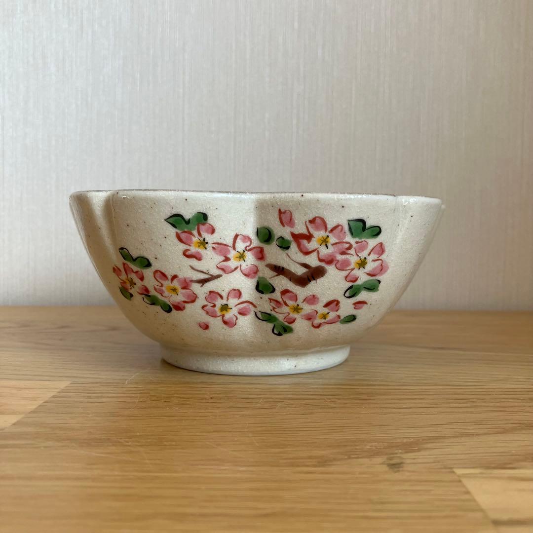 夕立窯　桜型うさぎ柄鉢　楕円型鯛柄鉢