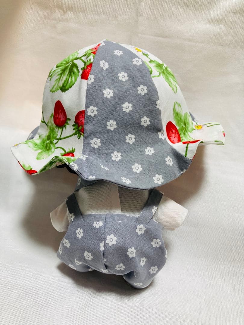 すのチル スノちる BIG 服 花柄・いちご