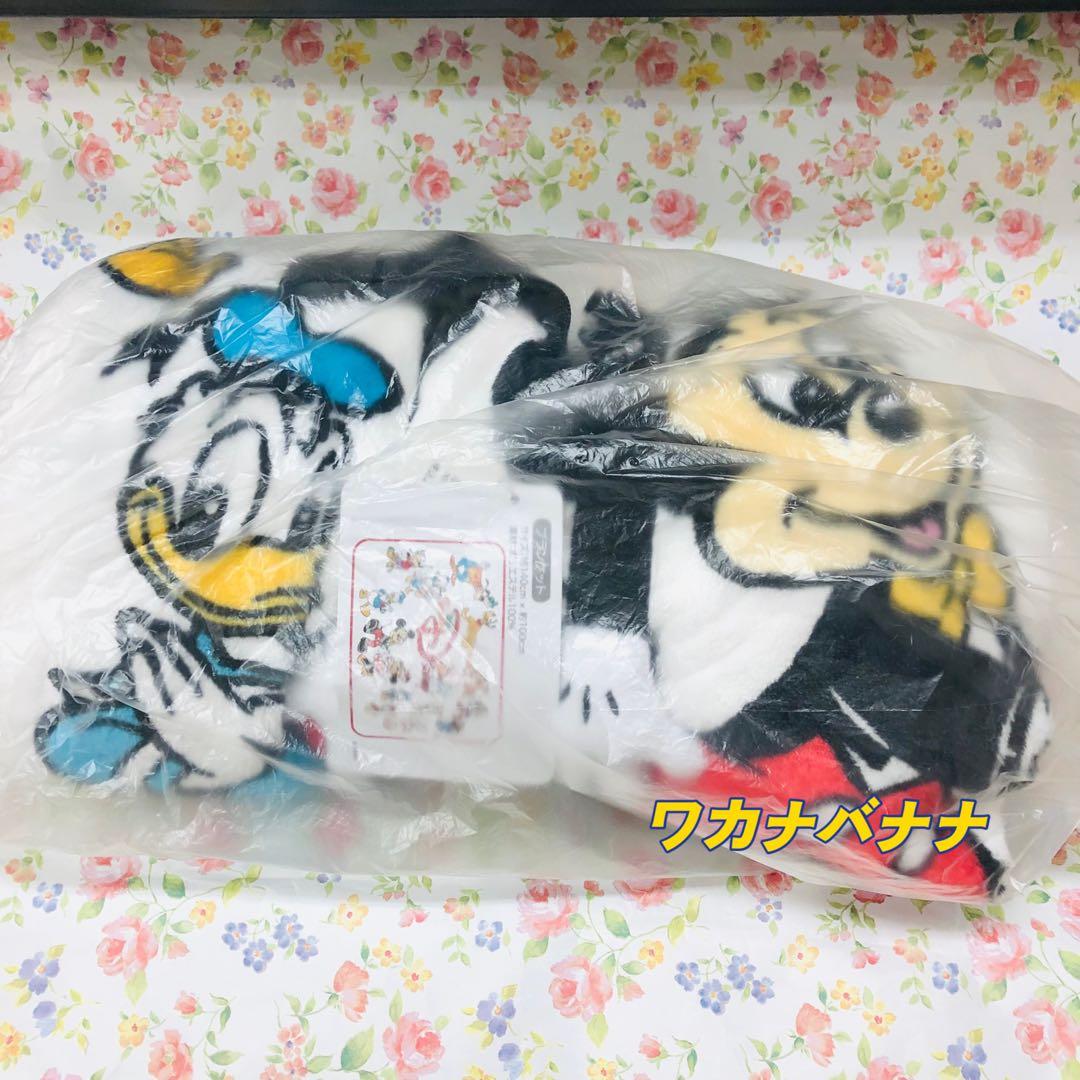 ディズニーリゾート　ショルダーブランケット　レトロミッキーとフレンズ　新品未使用