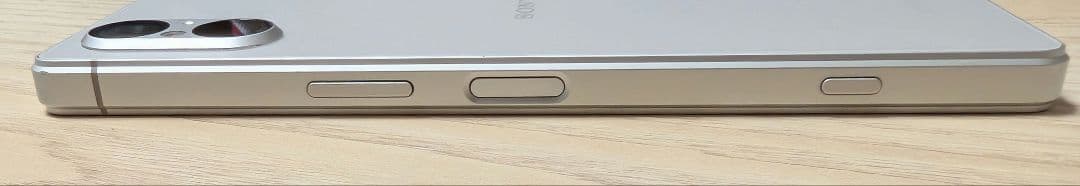 美品Sony Xperia5V 本体　SIMフリー　XQ-DE44