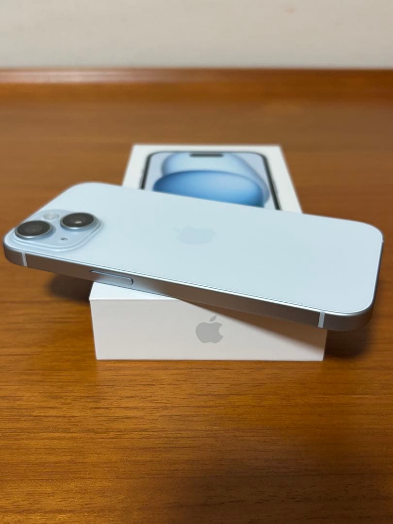 Apple iPhone 15 128GB 充電回数45 超美品