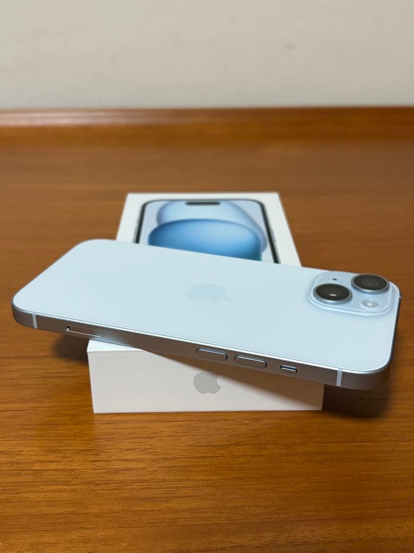 Apple iPhone 15 128GB 充電回数45 超美品