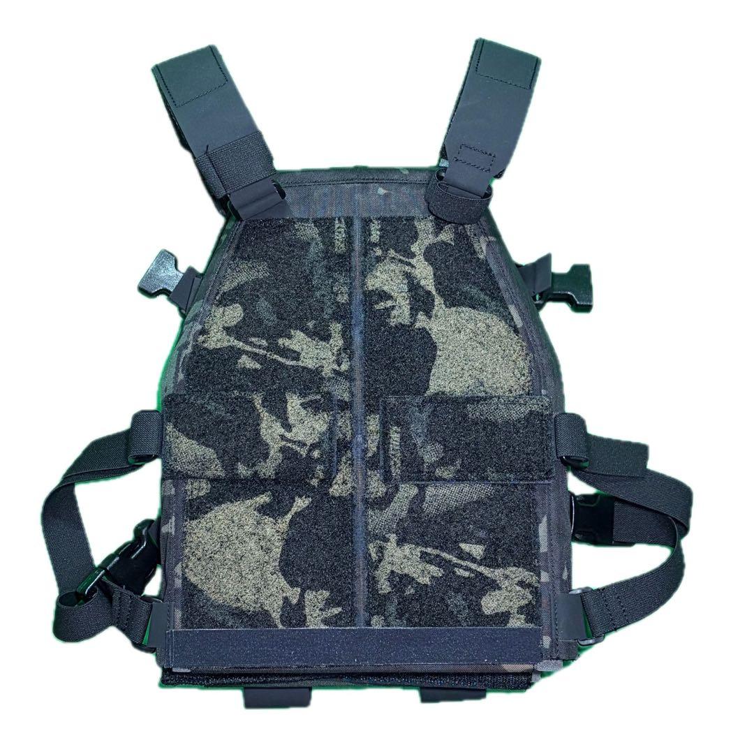 個人装備 P16 THE MINIMALIST PLATE CARRIER MCBC
