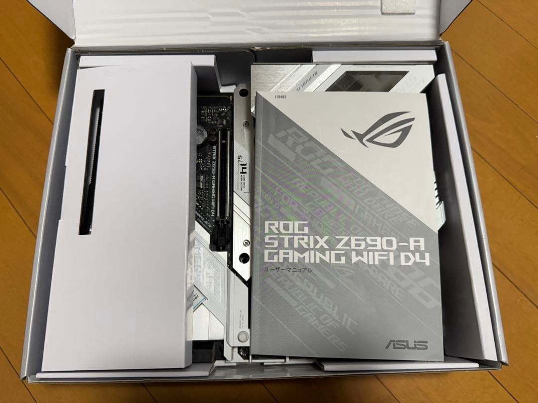 マザーボード ROG STRIX Z690-A GAMING WIFI D4