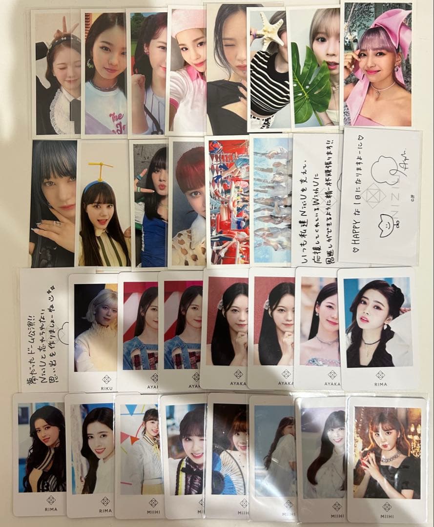 NiziU 缶バッチ　ステッカー　くじ　FC フォトカード　トレカ　キーホルダー