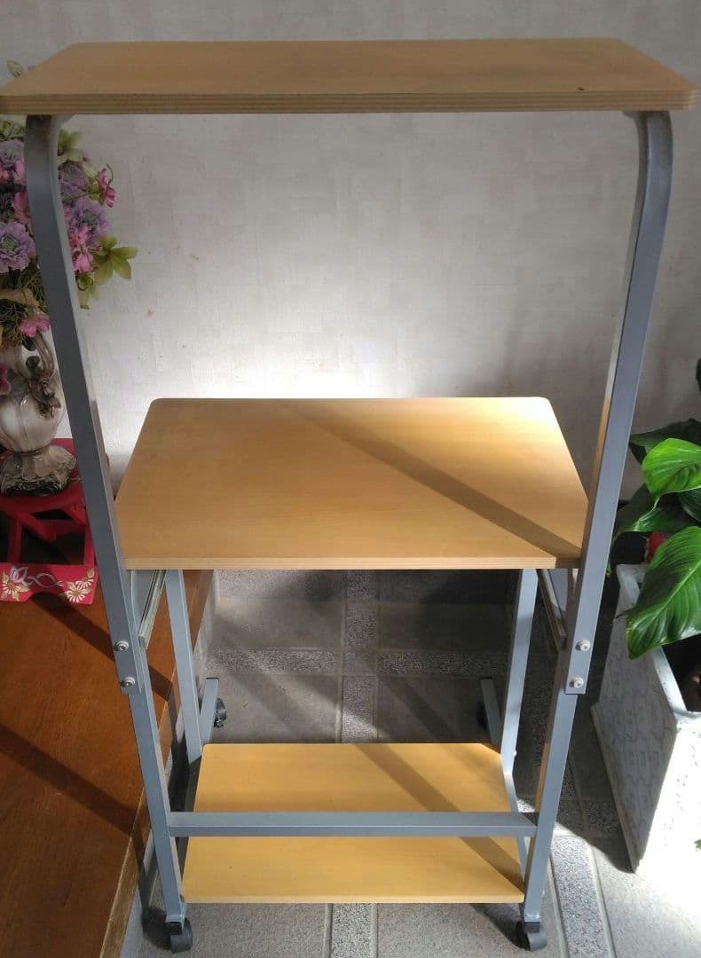 ナチュラル木製パソコンデスク 4段式(キャスター付)