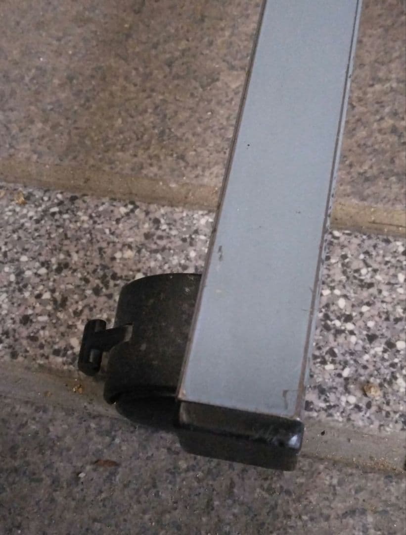 ナチュラル木製パソコンデスク 4段式(キャスター付)