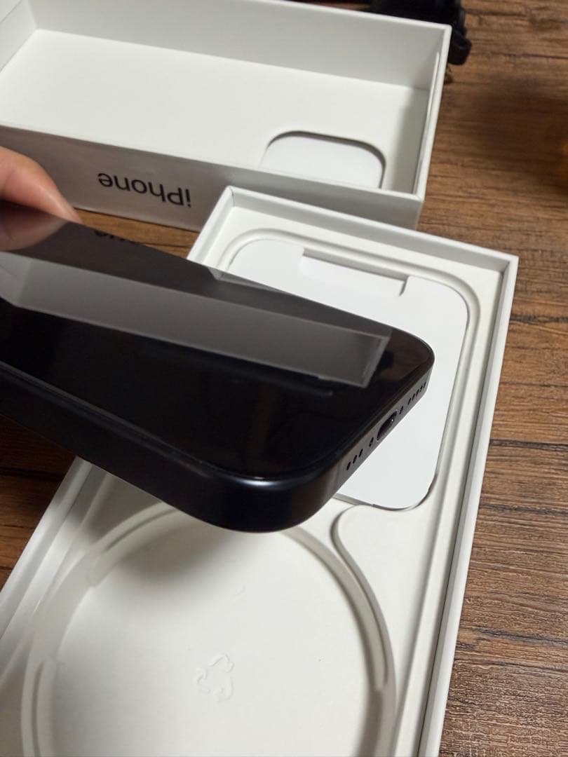 【極美品】iPhone15 Pro 128GB ブルーチタニウムSimフリー本体