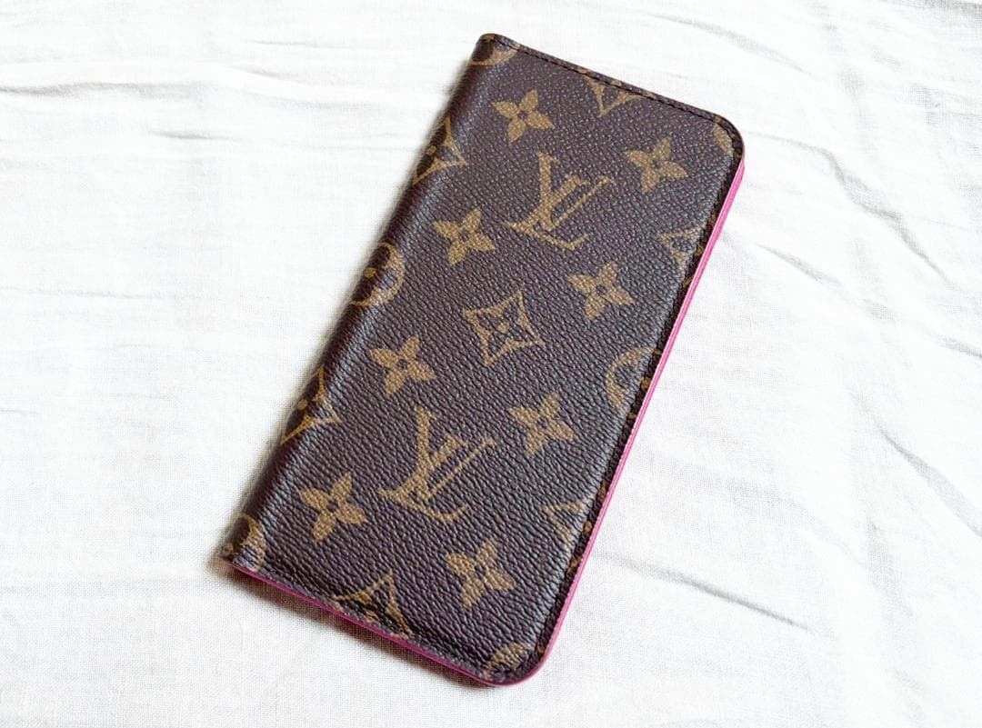美品 LOUIS VUITTON ルイヴィトンM67481 アイフォン10ケース