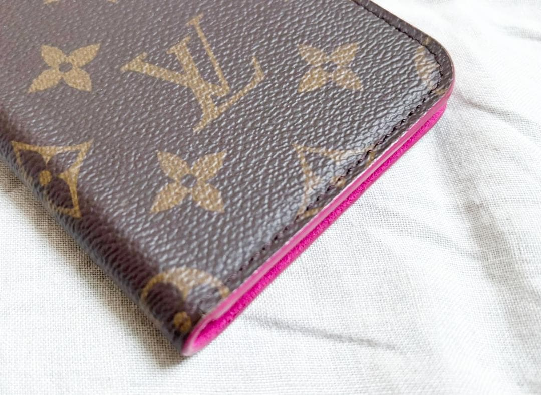 美品 LOUIS VUITTON ルイヴィトンM67481 アイフォン10ケース
