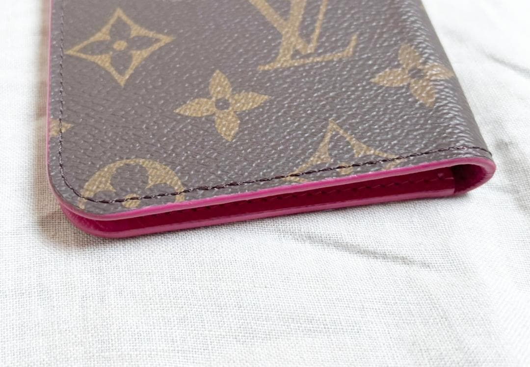 美品 LOUIS VUITTON ルイヴィトンM67481 アイフォン10ケース