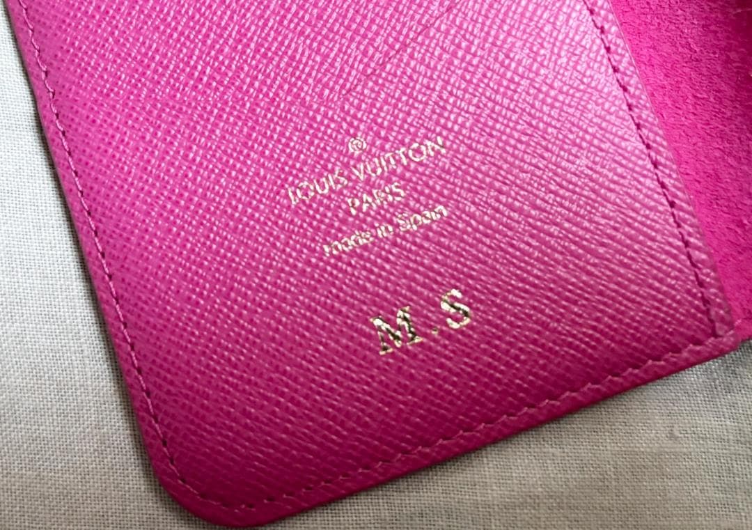 美品 LOUIS VUITTON ルイヴィトンM67481 アイフォン10ケース