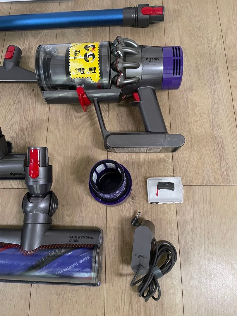 ダイソン⑥ V10超absolute仕様　２ヘッド付　新品パイプ 交換フィルター