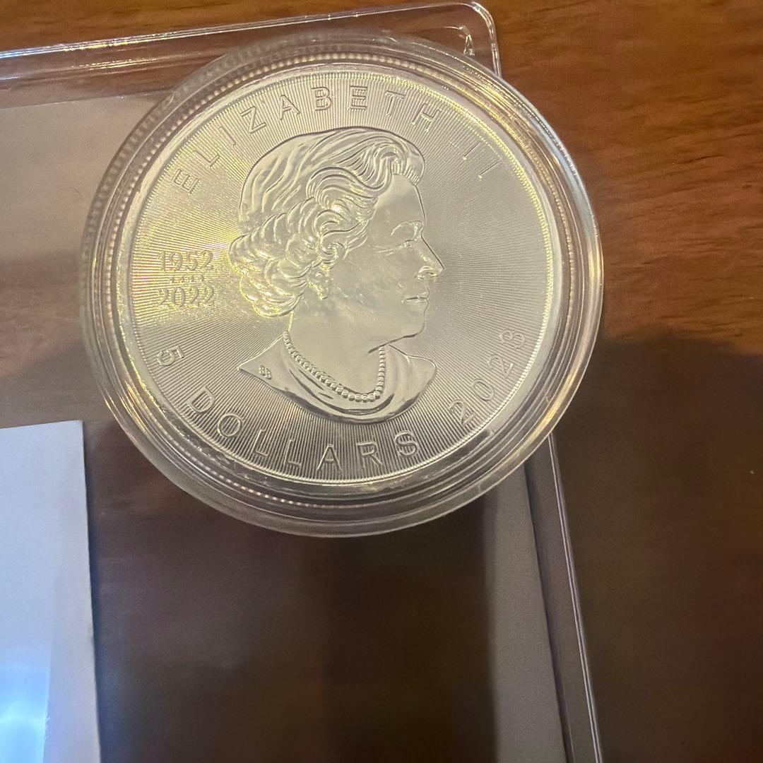鑑定書付き 2023年 カナダ メイプルリーフ銀貨 1オンス(純銀)②
