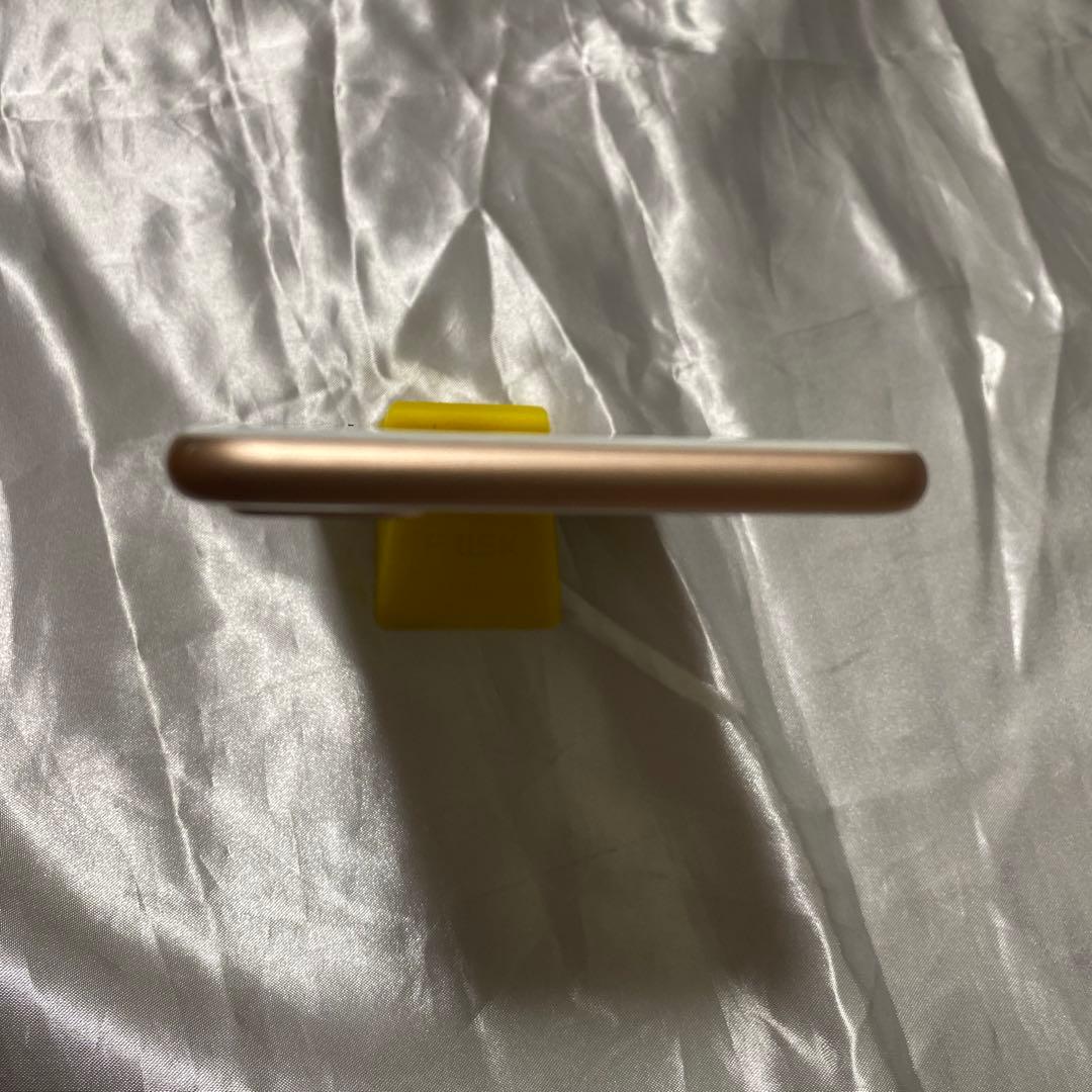 本体のみ　iPhone 8 Plus ゴールド 64GB SIMフリー