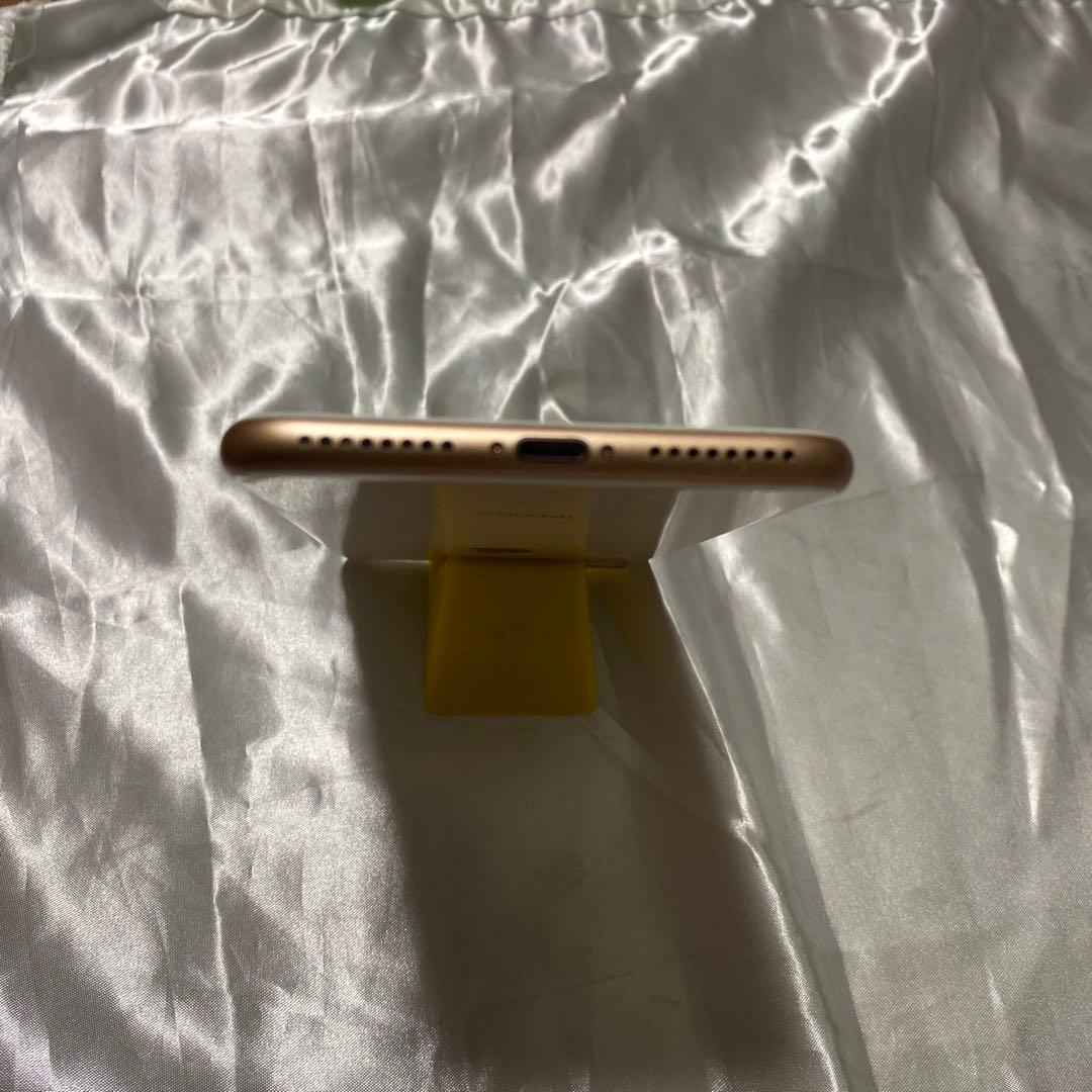 本体のみ　iPhone 8 Plus ゴールド 64GB SIMフリー