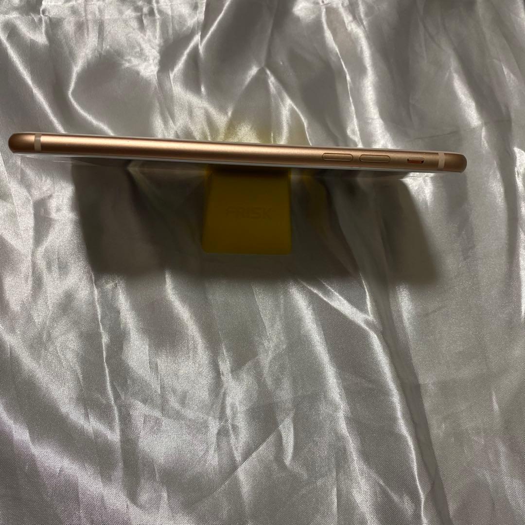 本体のみ　iPhone 8 Plus ゴールド 64GB SIMフリー