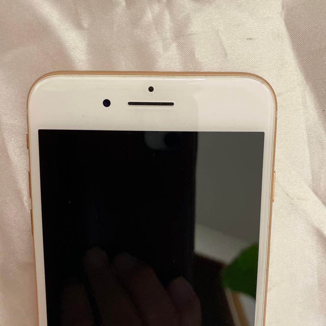 本体のみ　iPhone 8 Plus ゴールド 64GB SIMフリー