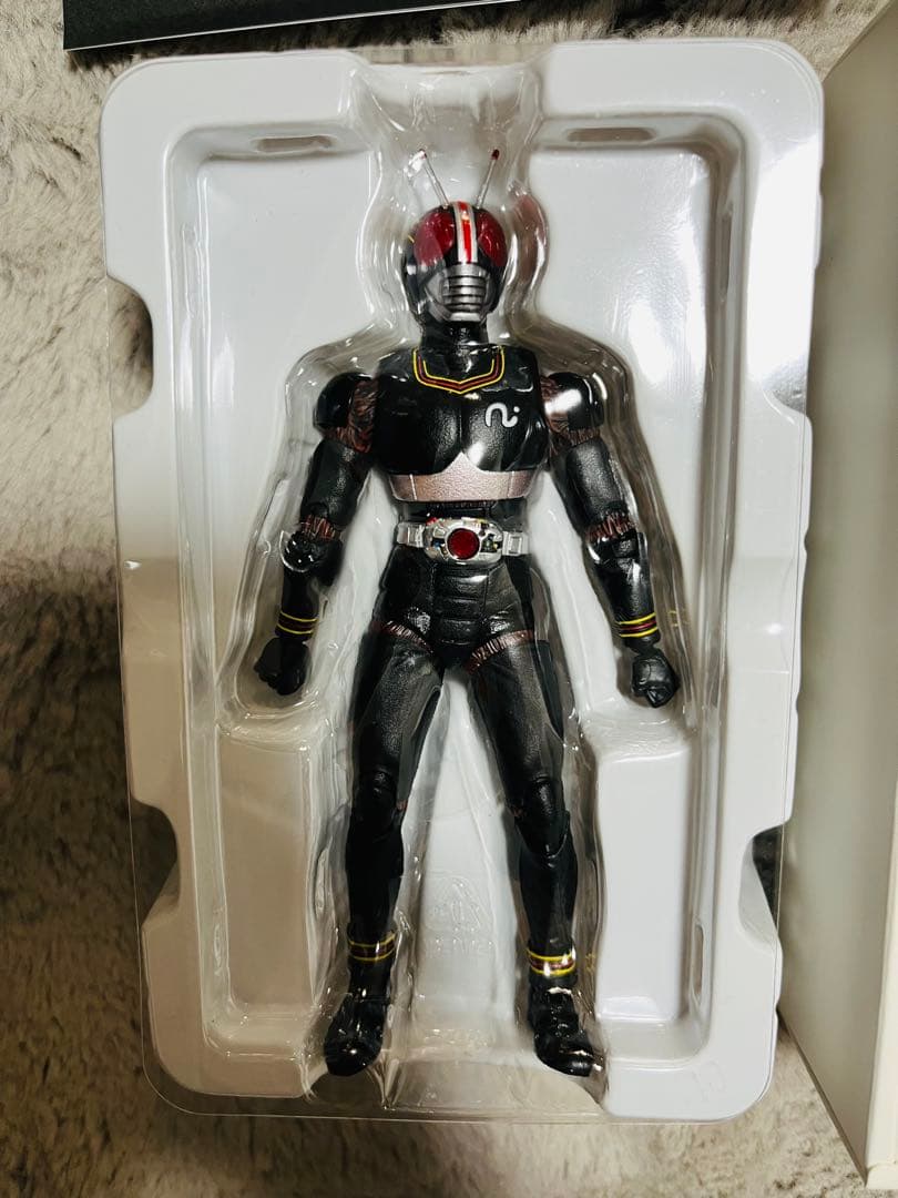 真骨彫製法　SHFiguarts 仮面ライダーブラック　シャドームーン