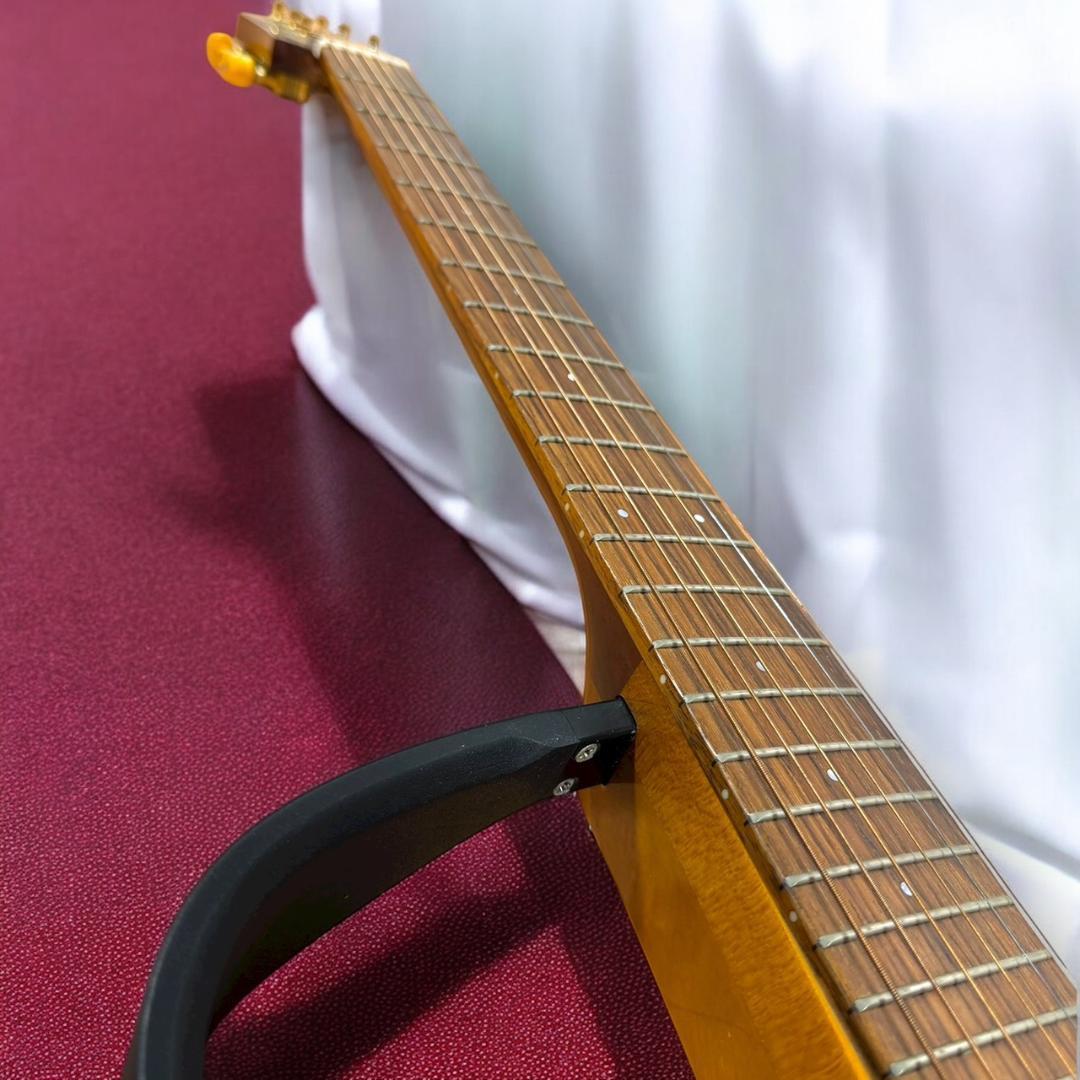 ☆美品 ヤマハ サイレントギター SLG110S ナチュラル ケース 付き