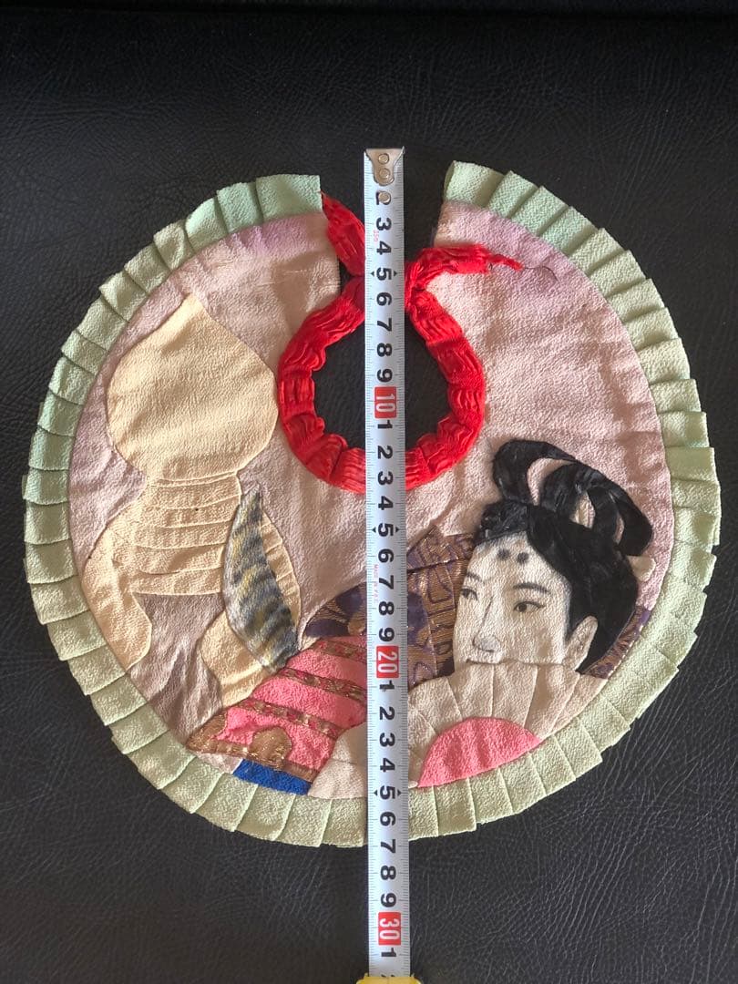 アンティーク　よどかけ　縮緬細工　古布　金糸刺繍　牛若丸図柄　傷有り