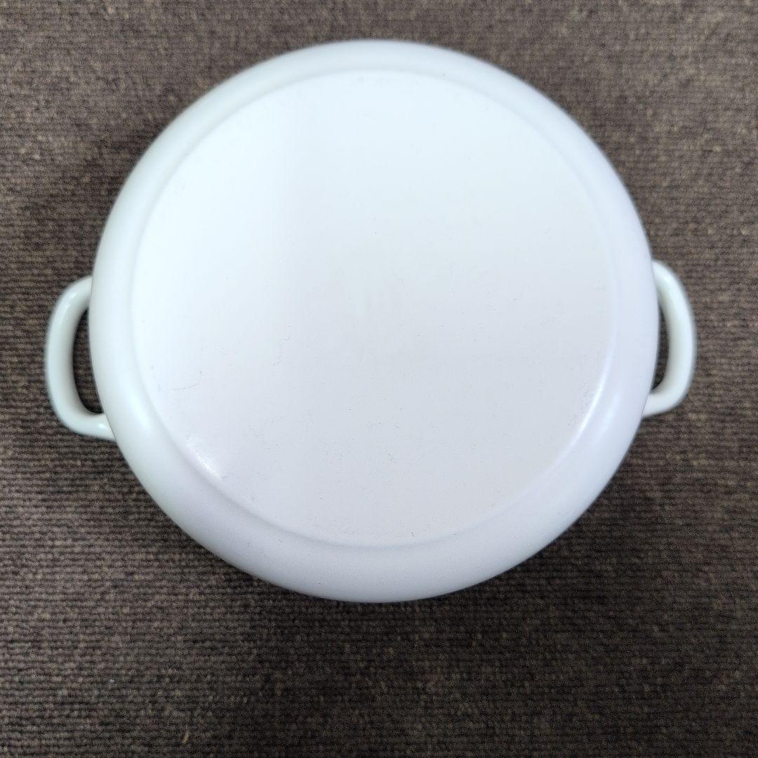 LE CREUSET 18センチ鍋ココット 人気カラーホワイト