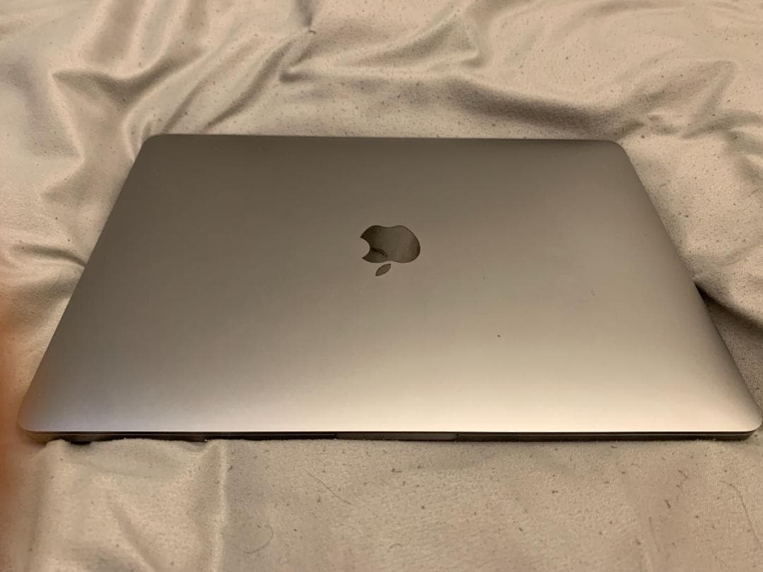 MacBook本体 MacBook Pro 13-inch, 2016 Touch Bar