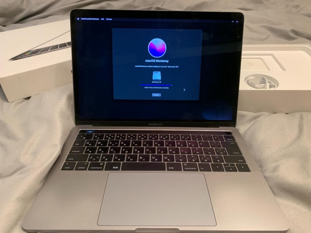 MacBook本体 MacBook Pro 13-inch, 2016 Touch Bar