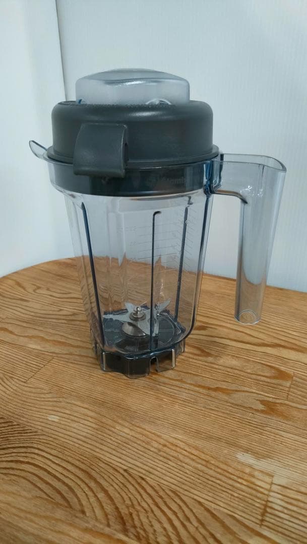 【美品】バイタミックス コンテナ2個セット　1645