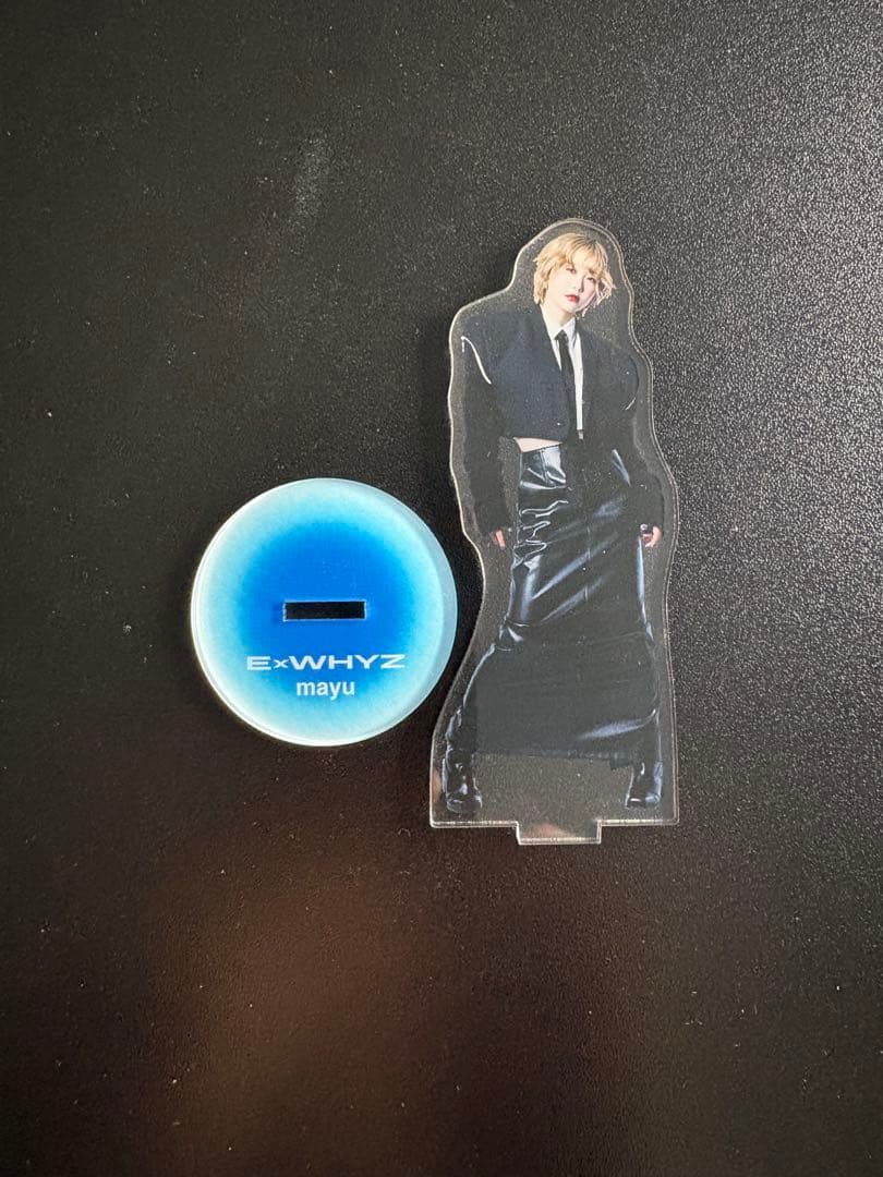 バラ売り⭕️1つ1500円(2枚目を除く)ExWHYZ mayu アクリルスタンド