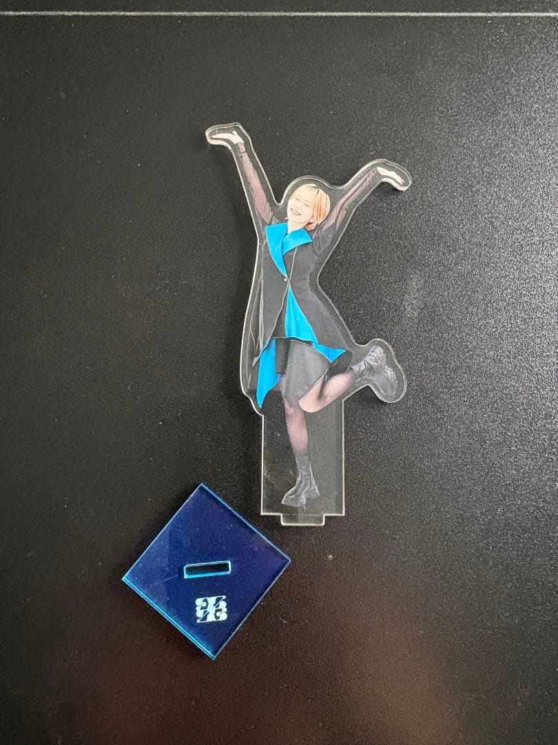 バラ売り⭕️1つ1500円(2枚目を除く)ExWHYZ mayu アクリルスタンド