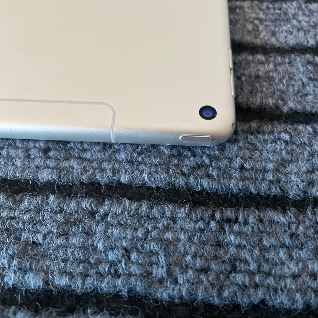 53 iPad Air3 64GB SIMフリーモデル シルバー