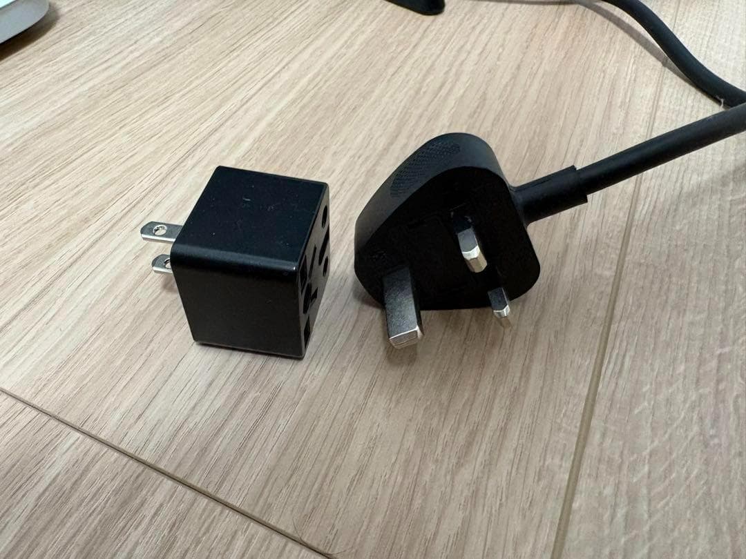 【ガジェットさん専用】34型モニター（海外購入のため、コンセントの変換プラグ付）