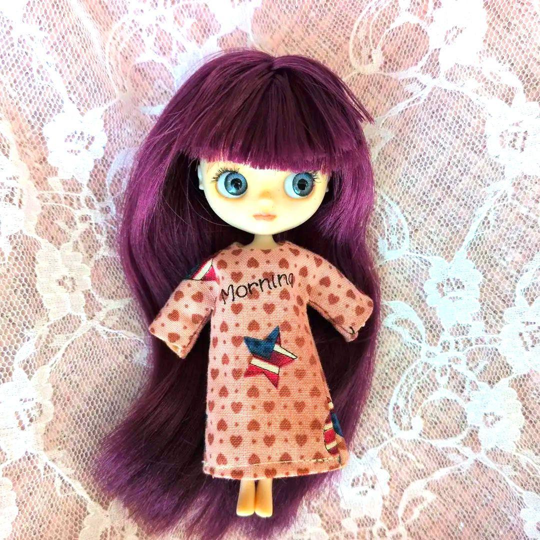 カスタムプチアイシードール　花柄ワンピース付