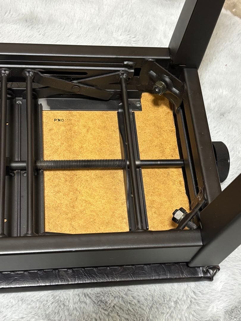 ヤマハ　ピアノ椅子　 高さ調整可能　昇降式 ピアノイス ダークブラウン