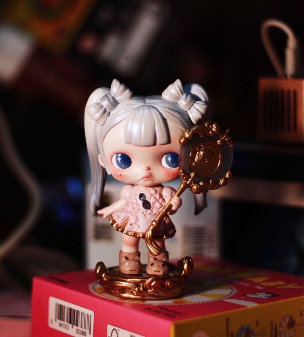 POPMART The Golden Gallopシリーズ　TINYTINY