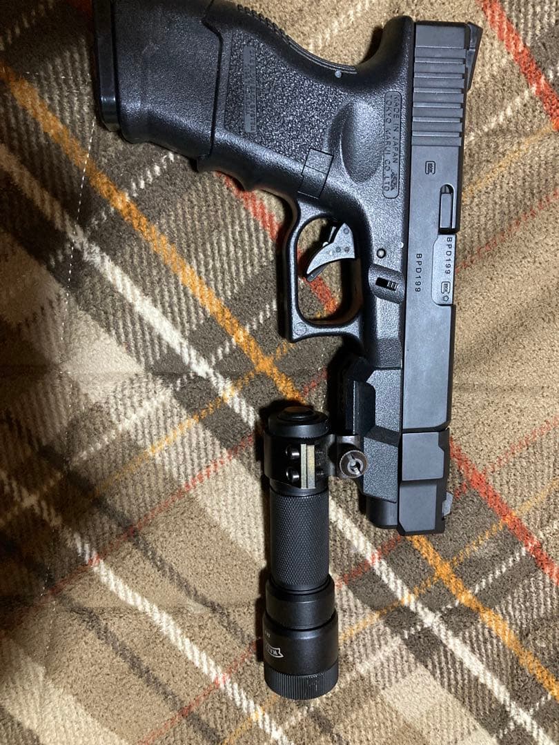 Glock 26 ガスガン ライト付き