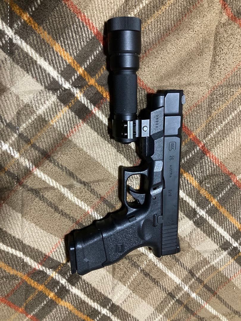 Glock 26 ガスガン ライト付き