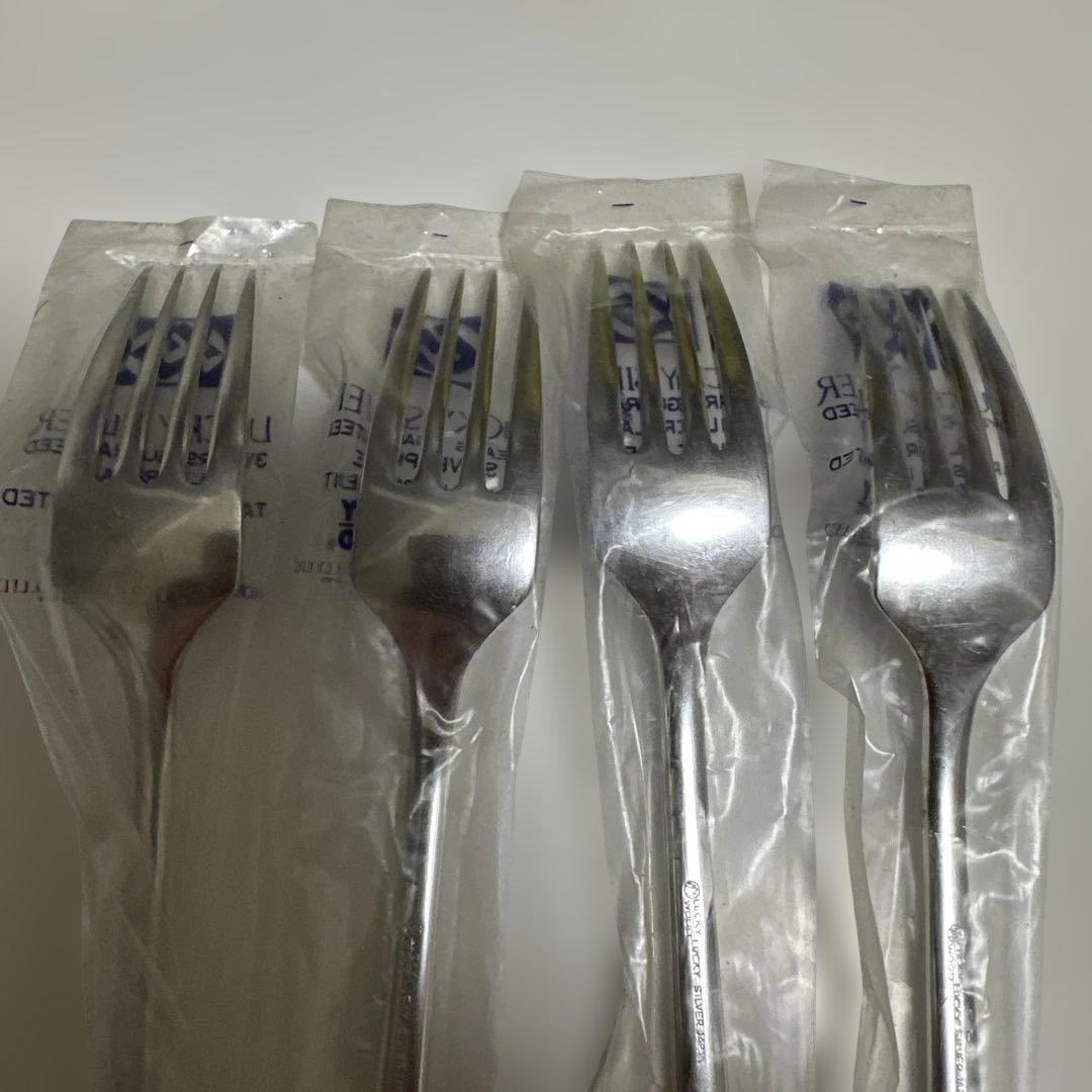 ラッキーウッド ディナー カトラリーセット 16本 箱無し 新品