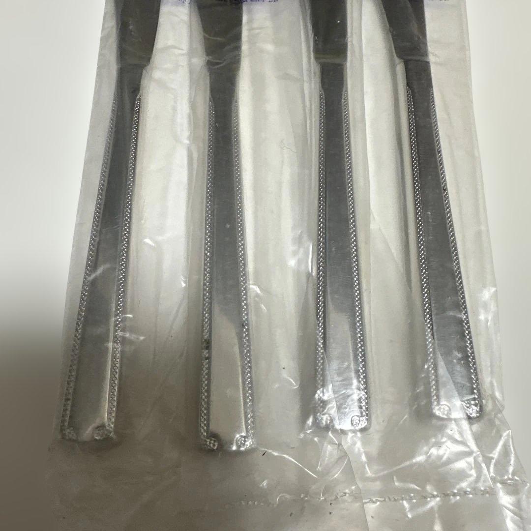 ラッキーウッド ディナー カトラリーセット 16本 箱無し 新品