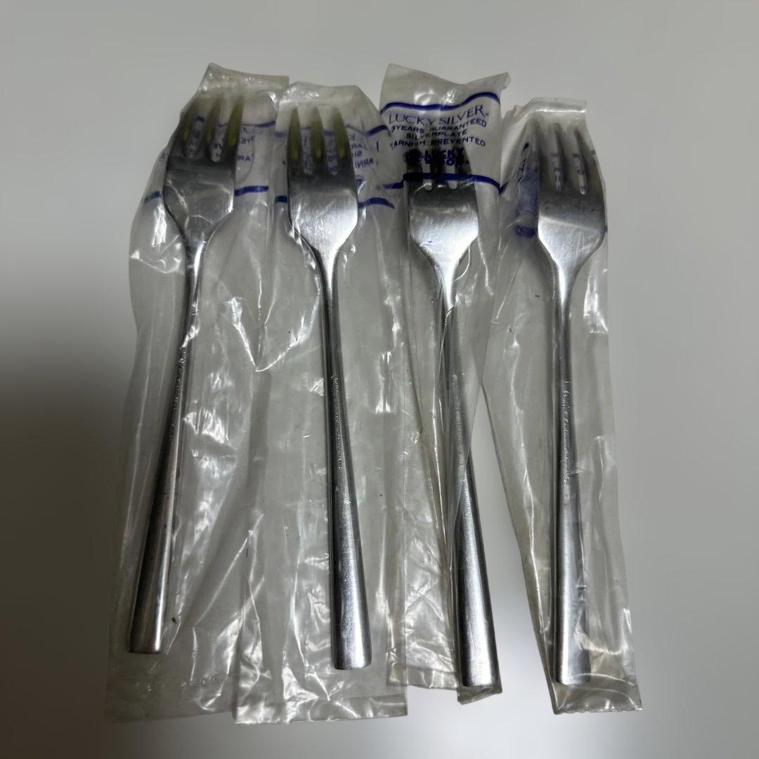 ラッキーウッド ディナー カトラリーセット 16本 箱無し 新品